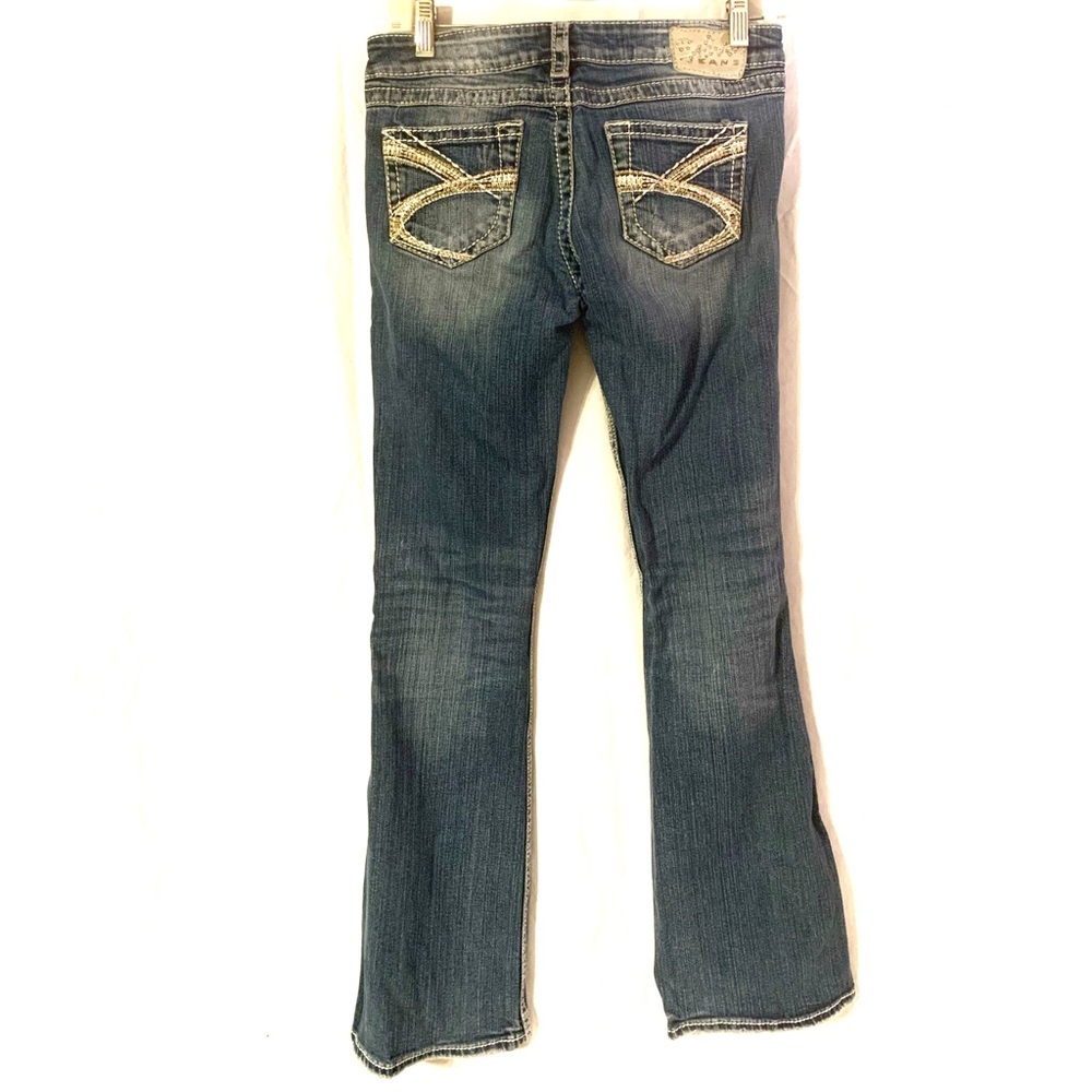 Silver Jeans - Picture 2 of 4
